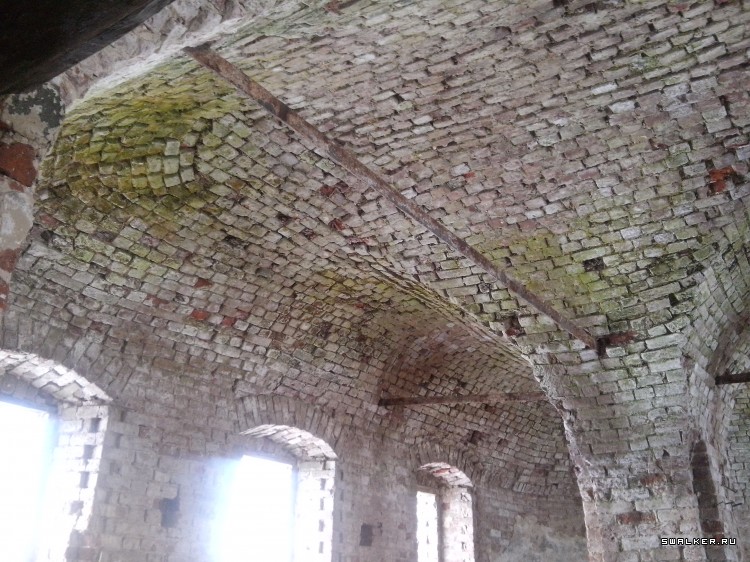 Заброшенная церковь с.Лужок Заброшенная церковь с.Лужок