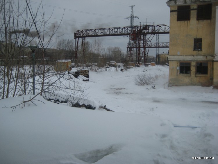 Проходная заброшенного Автомоторного завода, Свердловская область