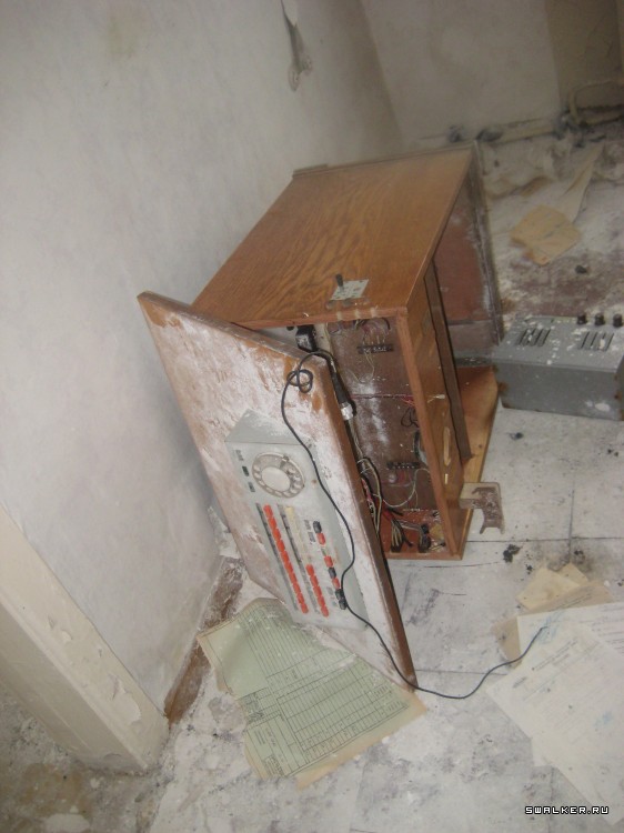 Проходная заброшенного Автомоторного завода, Свердловская область