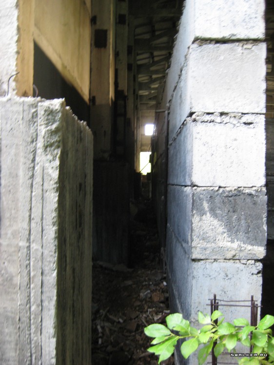 Недостроенный цех, Свердловская область