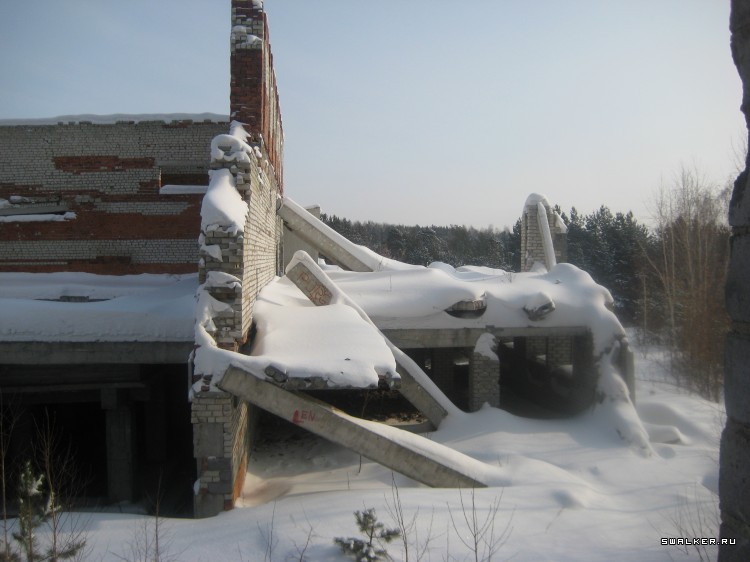 Недостроенный профилакторий, Свердловская область Недостроенный профилакторий, Свердловская область