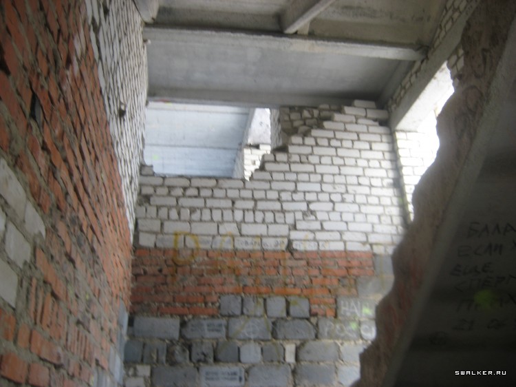 Недостроенный профилакторий, Свердловская область Недостроенный профилакторий, Свердловская область