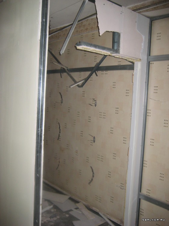 Заброшенный супермаркет (Версия 2), Свердловская область Заброшенный супермаркет (Версия 2), Свердловская область