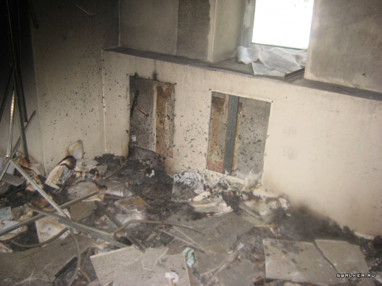 Заброшенный супермаркет (Версия 2), Свердловская область Заброшенный супермаркет (Версия 2), Свердловская область