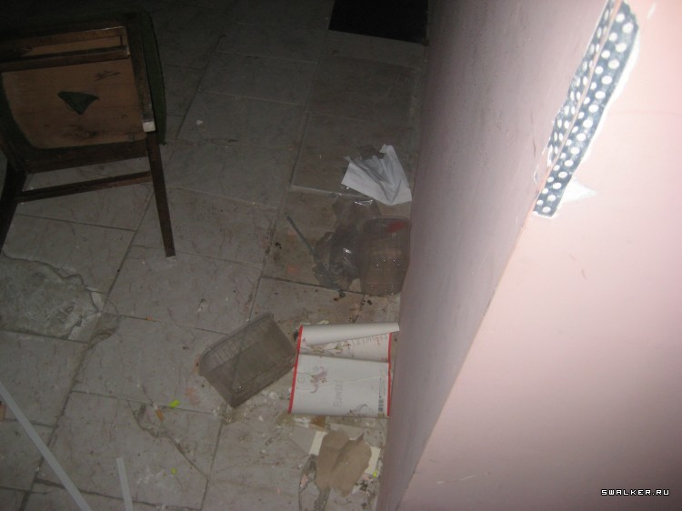 Заброшенный супермаркет (Версия 2), Свердловская область Заброшенный супермаркет (Версия 2), Свердловская область