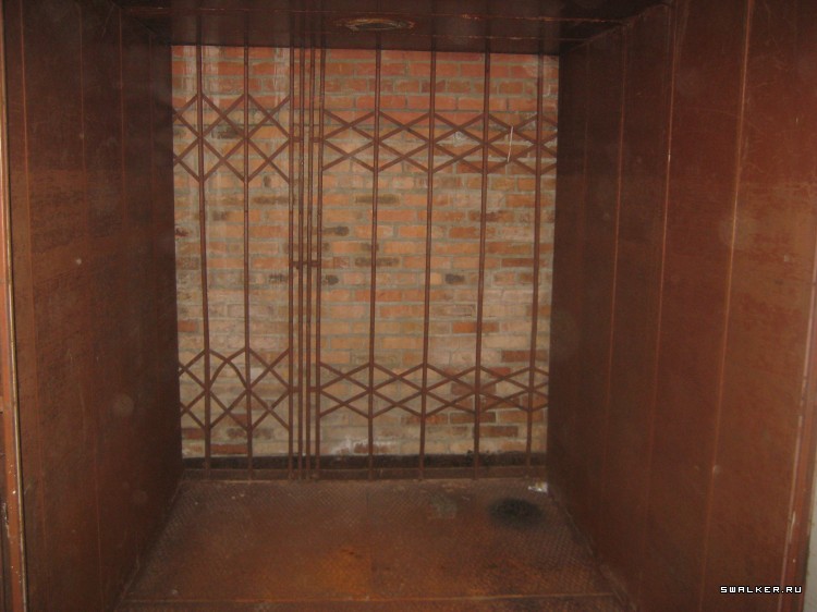 Заброшенный супермаркет (Версия 2), Свердловская область