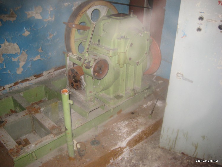 Заброшенный супермаркет (Версия 2), Свердловская область