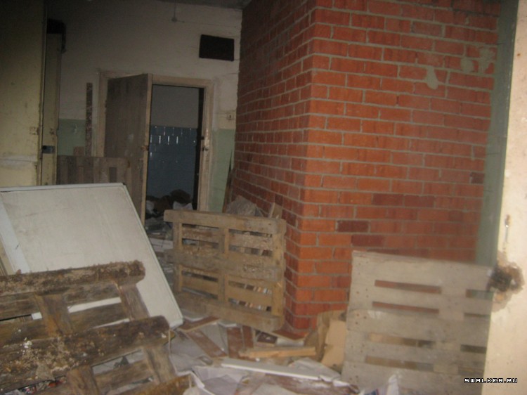 Заброшенный супермаркет (Версия 2), Свердловская область