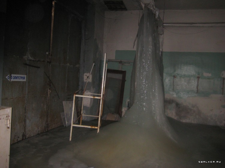 Заброшенный супермаркет (Версия 2), Свердловская область