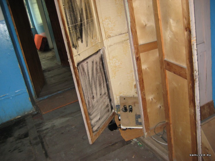 Заброшенное заводоуправление (Версия 2), Свердловская область