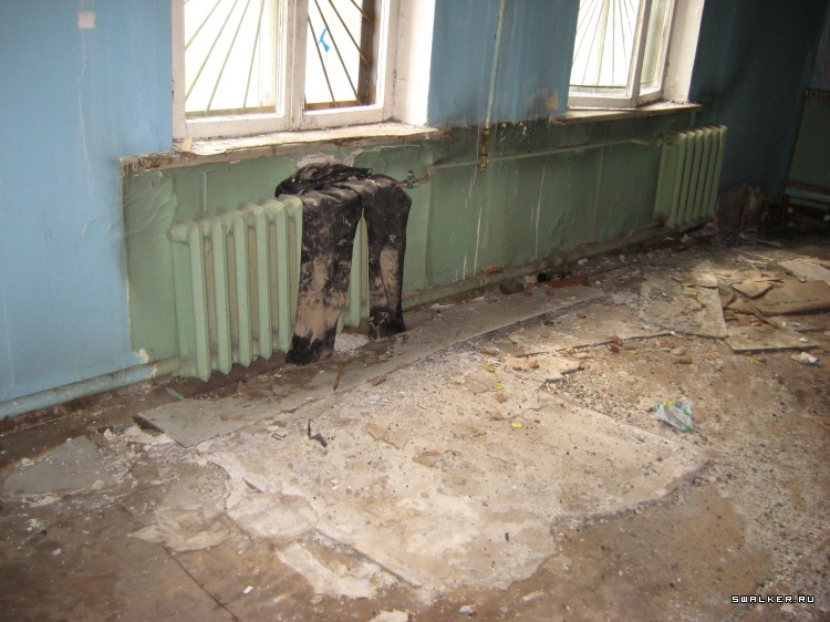 Заброшенное заводоуправление (Версия 2), Свердловская область