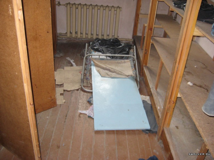 Заброшенное заводоуправление (Версия 2), Свердловская область