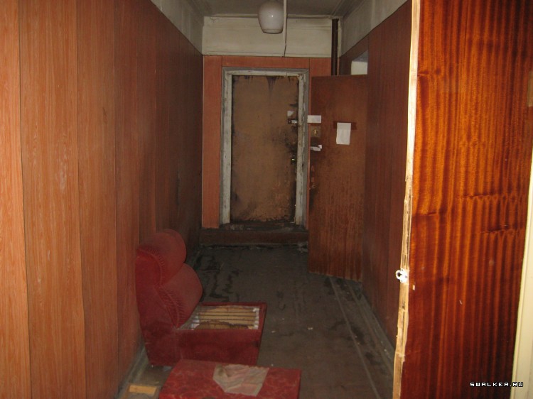 Заброшенное заводоуправление (Версия 2), Свердловская область