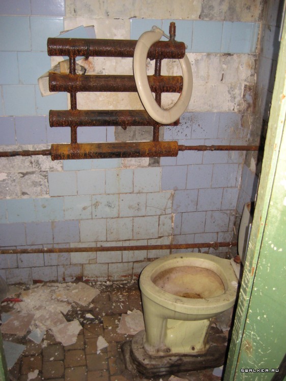 Заброшенное заводоуправление (Версия 2), Свердловская область