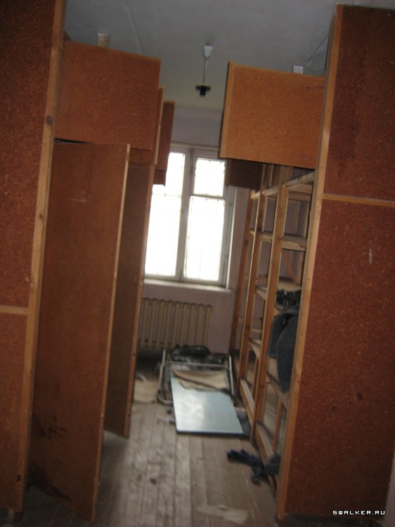 Заброшенное заводоуправление (Версия 2), Свердловская область