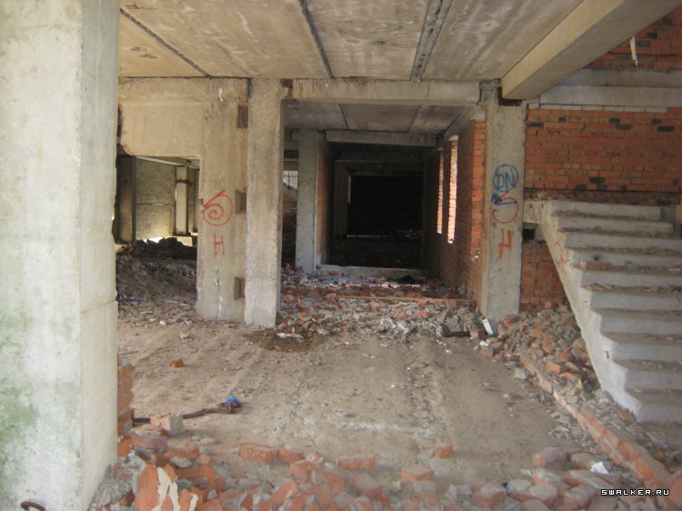 Недостроенная больница, Свердловская область