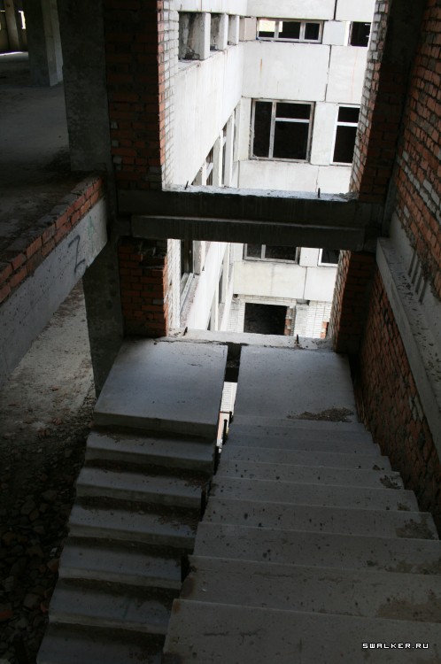 Недостроенная больница, Свердловская область