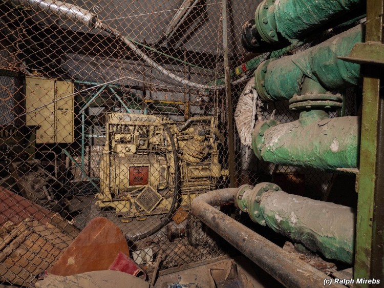 Заброшенный бассейн, Новосибирск