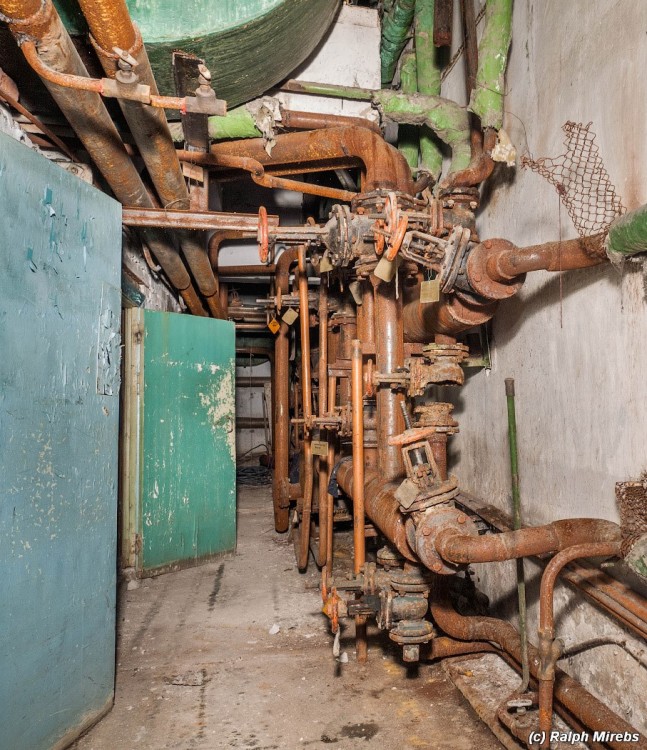 Заброшенный бассейн, Новосибирск