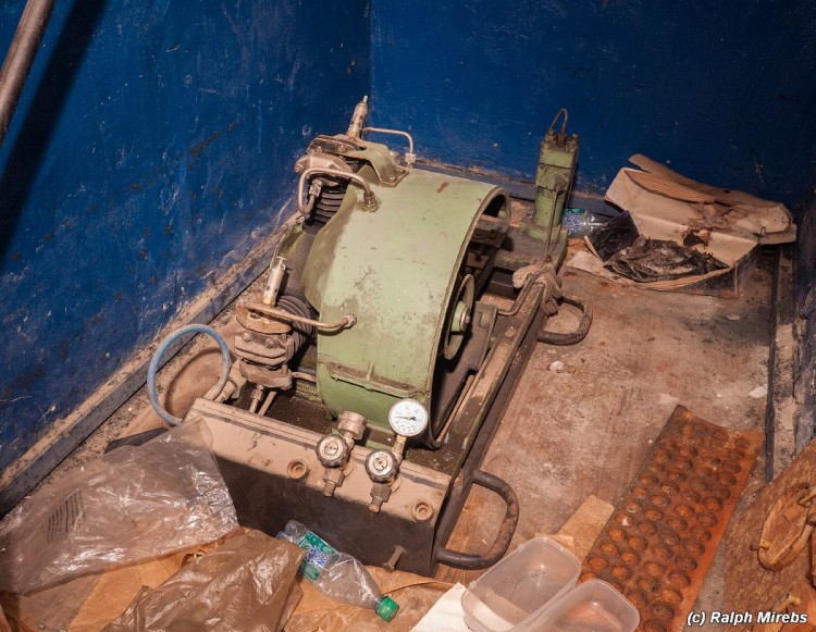 Заброшенный бассейн, Новосибирск