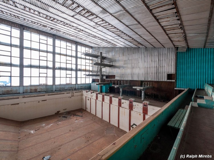 Заброшенный бассейн, Новосибирск