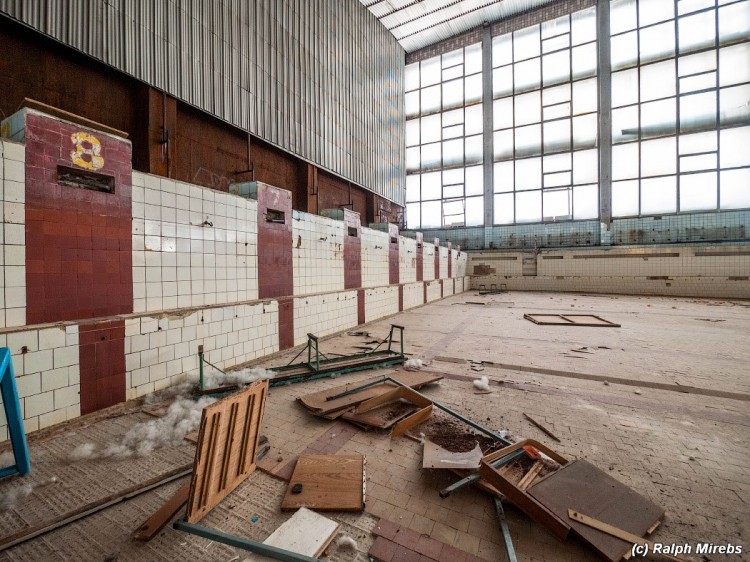 Заброшенный бассейн, Новосибирск