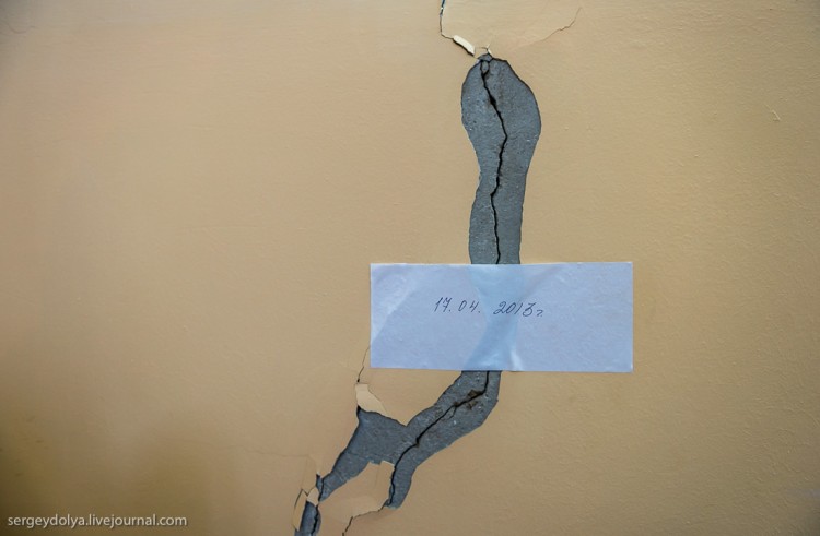 Мирный - город с дырой в земле