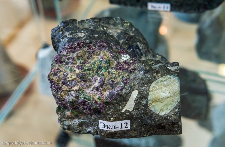 Добыча алмазов, г. Мирный, Якутия