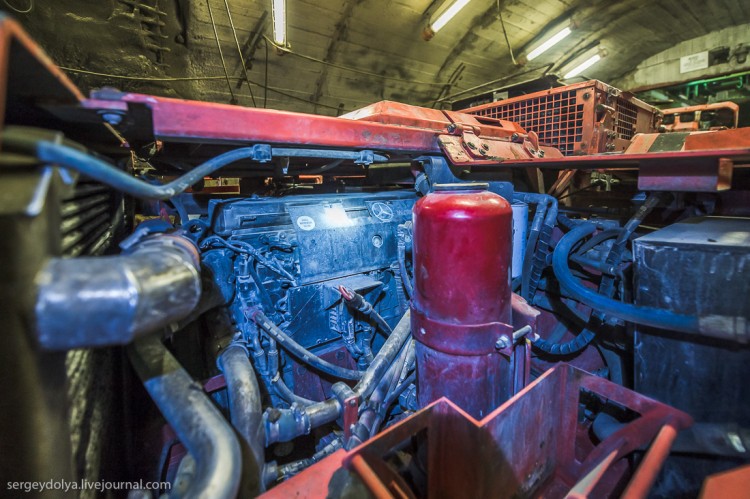 Добыча алмазов, г. Мирный, Якутия