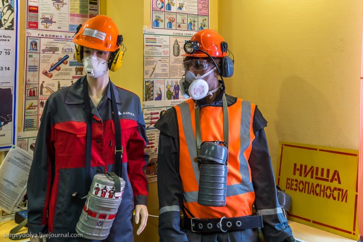 Добыча алмазов, г. Мирный, Якутия