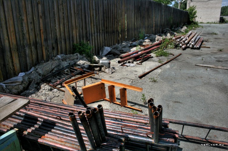 Заброшенное автотранспортное предприятие, Свердловская область