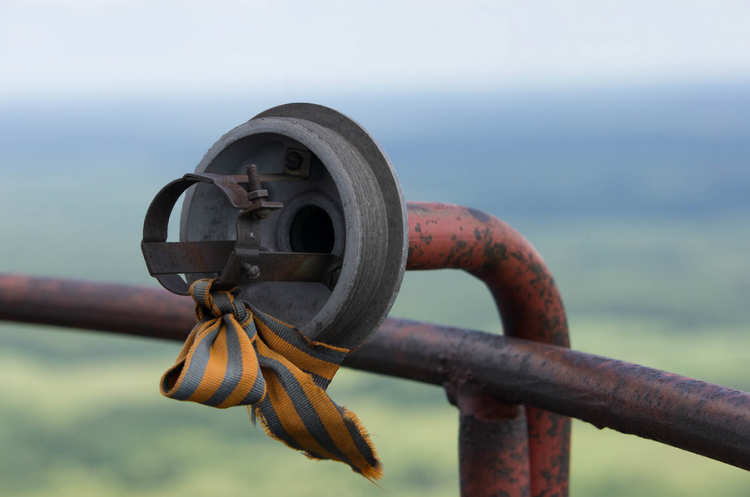 Мачта высотой 355 метров