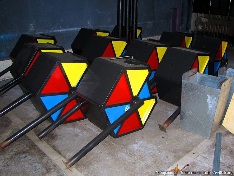 Заброшенное здание клуба