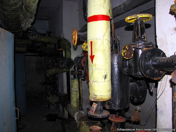 Заброшенное здание клуба