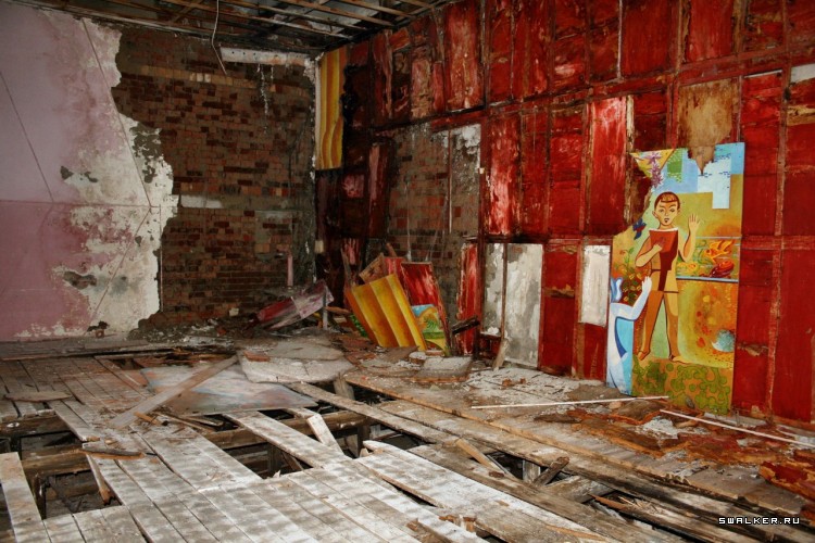 Мертвый пионерлагерь, Свердловская область