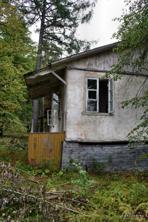 Мертвый пионерлагерь, Свердловская область