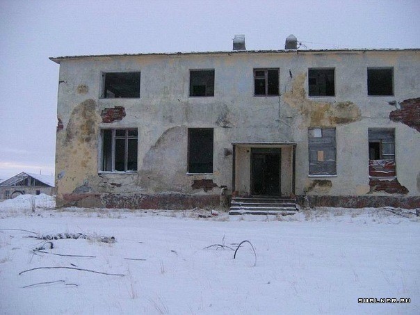 Бывшая ВЧ, поселок Скорбеевка, Мурманская область