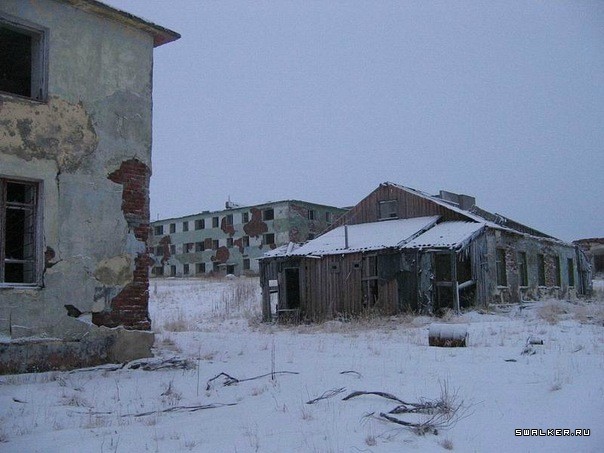 Бывшая ВЧ, поселок Скорбеевка, Мурманская область