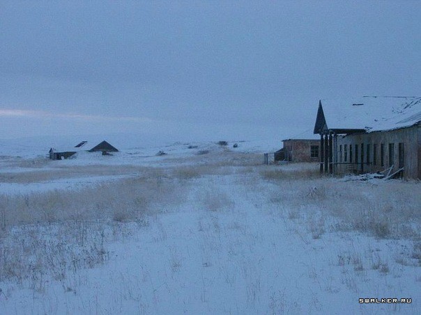 Бывшая ВЧ, поселок Скорбеевка, Мурманская область