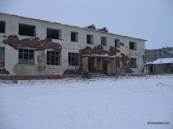 Бывшая ВЧ, поселок Скорбеевка, Мурманская область
