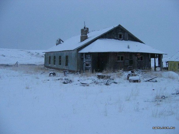 Бывшая ВЧ, поселок Скорбеевка, Мурманская область