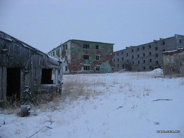 Бывшая ВЧ, поселок Скорбеевка, Мурманская область