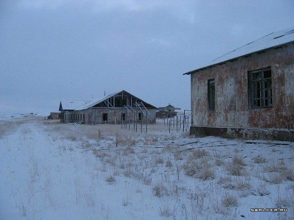 Бывшая ВЧ, поселок Скорбеевка, Мурманская область