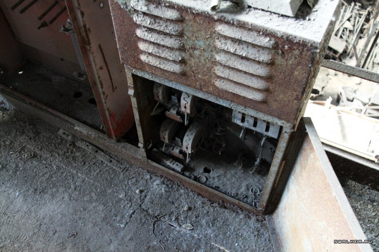 Заброшенные заводские цеха ЗТС