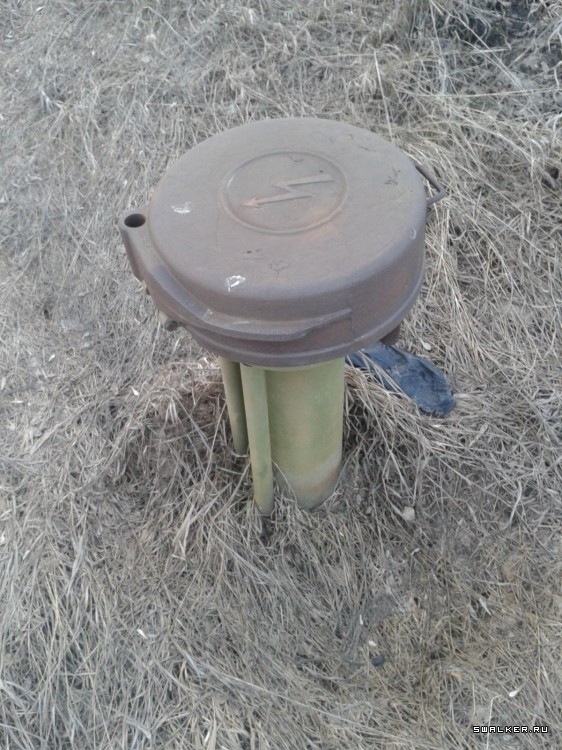 Загадочное устройство в поле