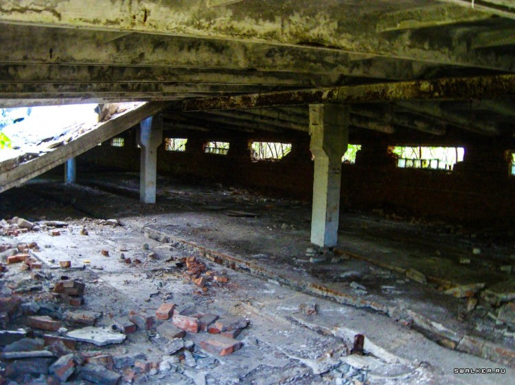 Армейские склады в Лоцманской Каменке