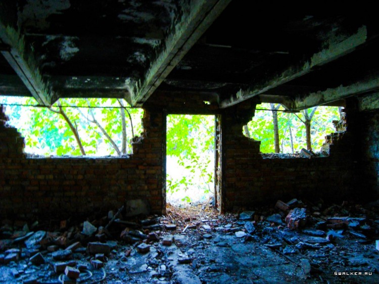 Армейские склады в Лоцманской Каменке