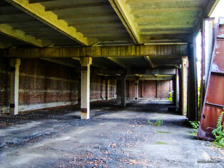 Армейские склады в Лоцманской Каменке