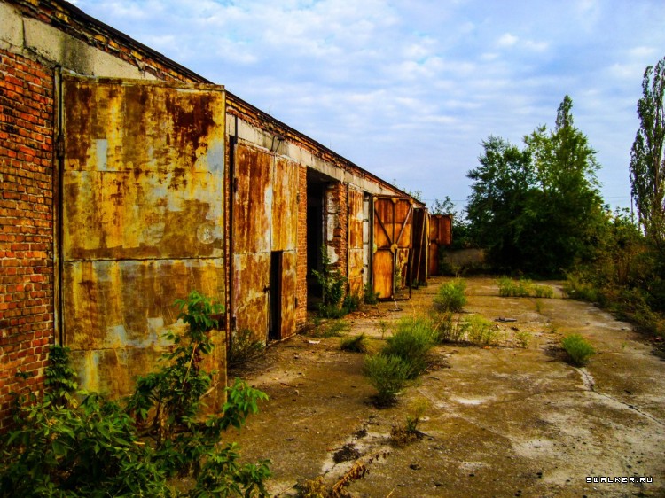 Армейские склады в Лоцманской Каменке