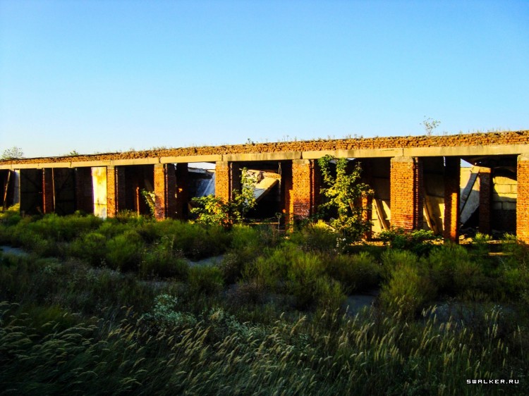 Армейские склады в Лоцманской Каменке